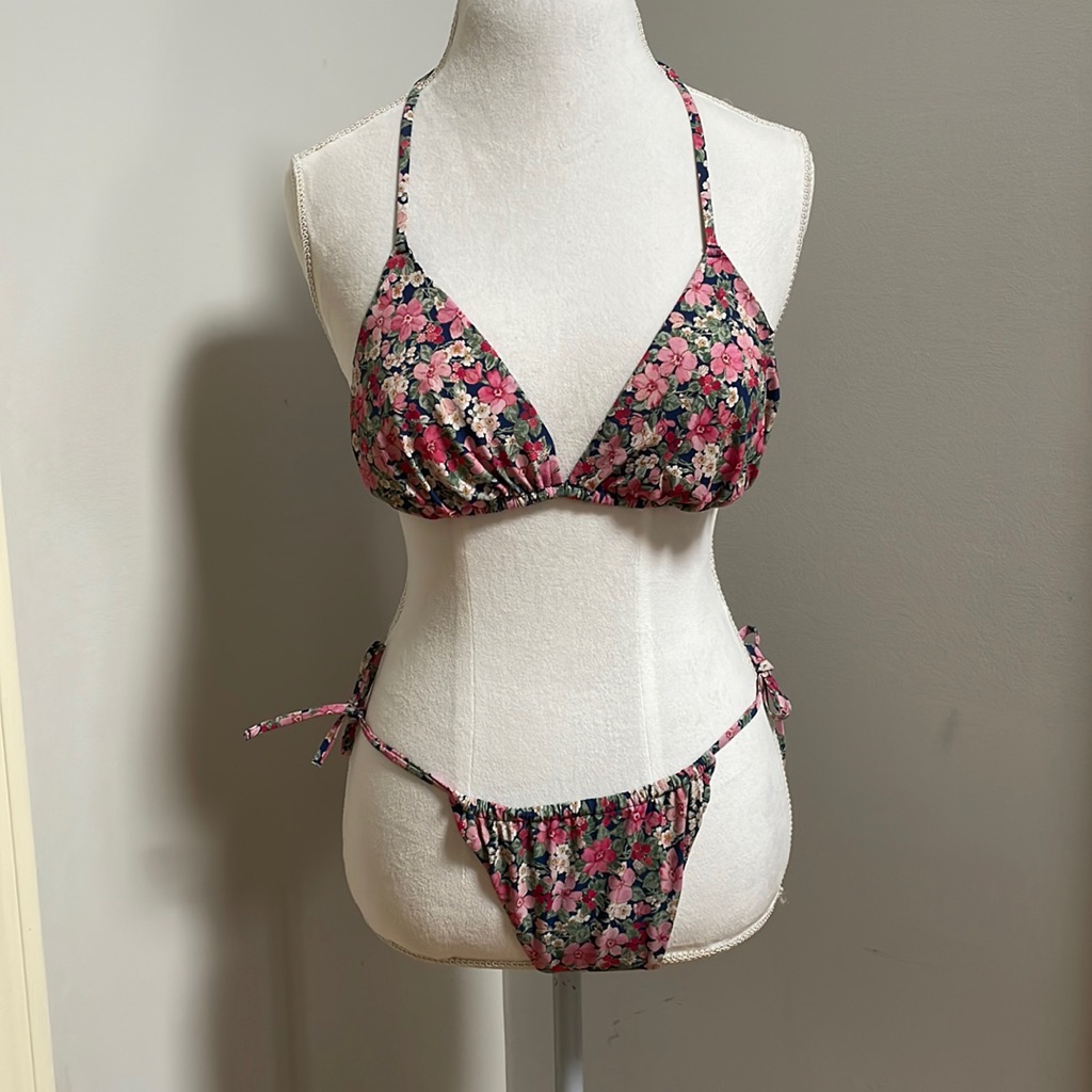 Triangle Bikini Tie Top & Bikini Tie Bottoms, Floral, Size 10 Top & 8 Bottom
